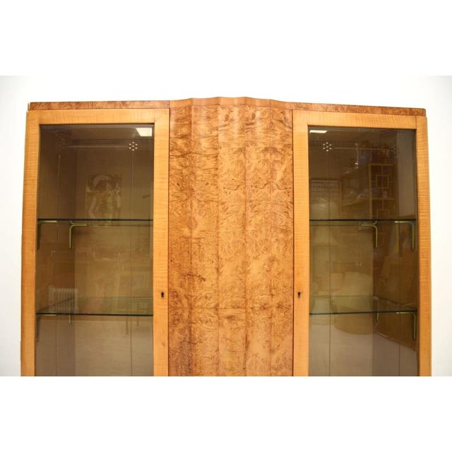 Art Deco Burr Walnut and Sycamore Bookcase attributed to Harry and Lou Epstein, 1930s For Sale - Image 9 of 11