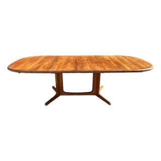 Mid 20th Century Glostrup Møbelfabrik Danish Teak Pedestal Extension Dining Table For Sale