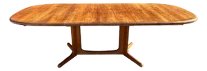 Mid 20th Century Glostrup Møbelfabrik Danish Teak Pedestal Extension Dining Table