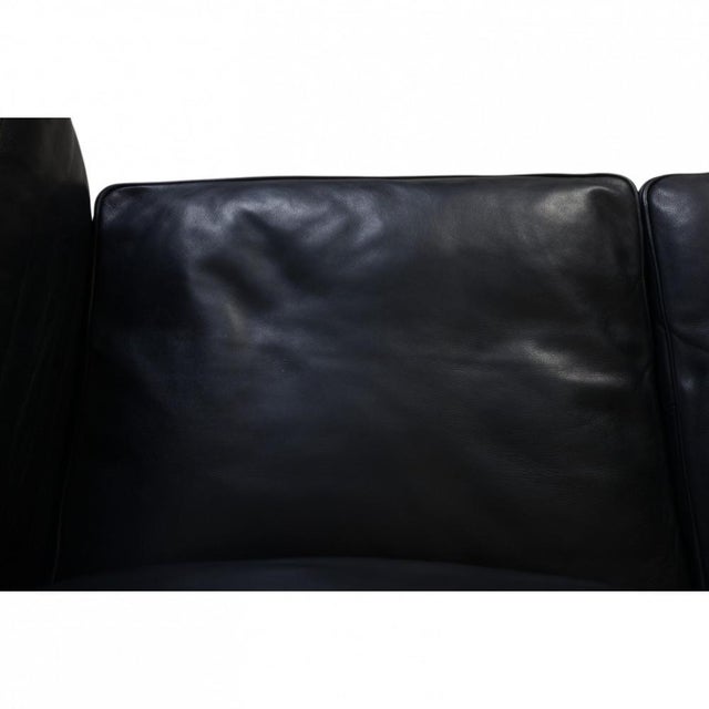 Black 2213 Three-Seater Sofa in Black Leather by Børge Mogensen, 2012 For Sale - Image 8 of 18