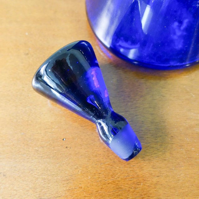 Glass Bottle and Glasses in Cobalt Blue attributed to Marinha Grande, 1950s, Set of 3 For Sale - Image 7 of 15