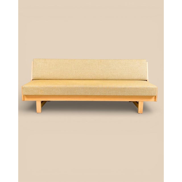 Mid-Century Modern Danish Sofa by Hans J. Wegner for Getama, 1954 For Sale - Image 3 of 9