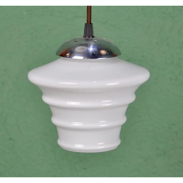 Mid-Century Modern White Opaline Lamp with Lines, 1950s For Sale - Image 3 of 8