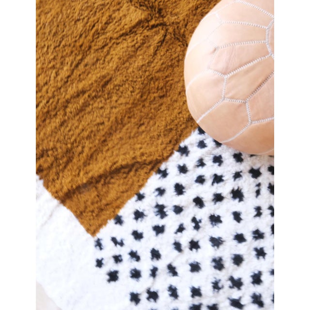 Handwoven Moroccan Wool Rug - 9.5 X 7.5 Ft For Sale In Cleveland - Image 6 of 8