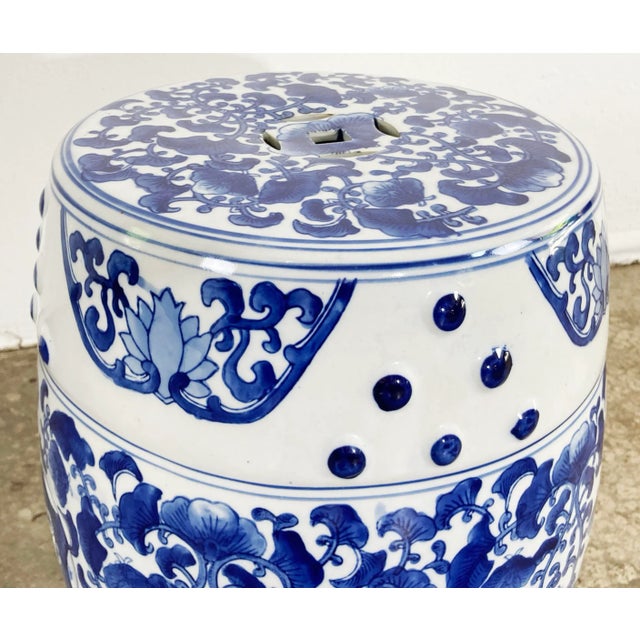 Ceramic Vintage Chinoiserie Style Ceramic Lotus Design Garden Stool For Sale - Image 7 of 8