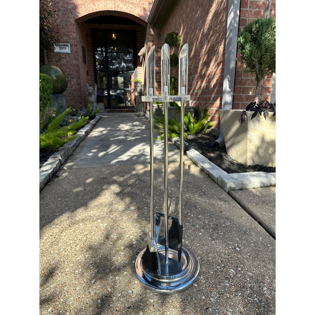 Chrome Hollywood Regency Mid-Century Modern Lucite & Chrome Fireplace Tool Set For Sale - Image 8 of 8