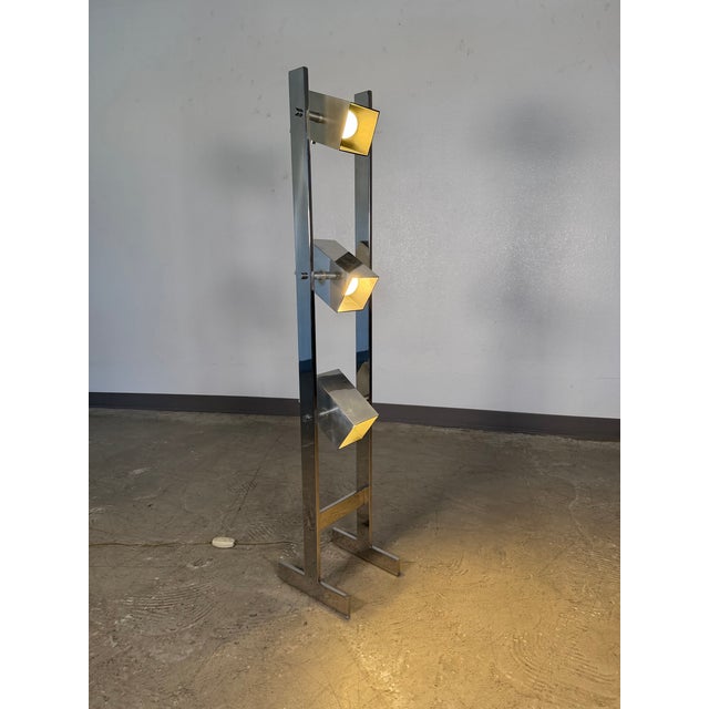 Mid Century Modern Chrome Space Age Floor lamp in style of Koch & Lowy. Three cube light boxes suspended between two chrom...