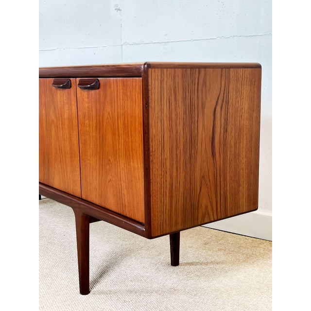 Long Sideboard attributed to A. Younger, 1960s For Sale - Image 12 of 14