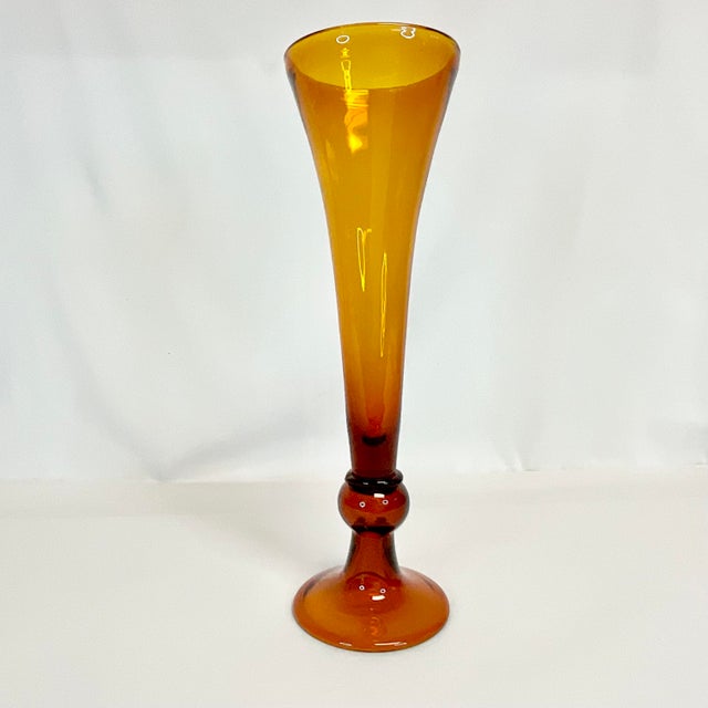 1970s Vintage Boho Chic Hollywood Regency Handblown Murano Style Tall Trumpet Vase For Sale - Image 12 of 12