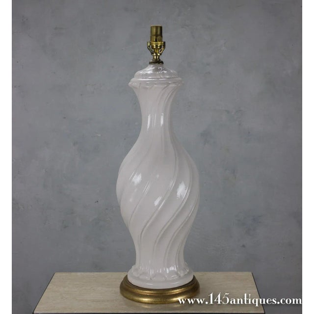 White 1950s Spanish White Ceramic Lamp For Sale - Image 8 of 10