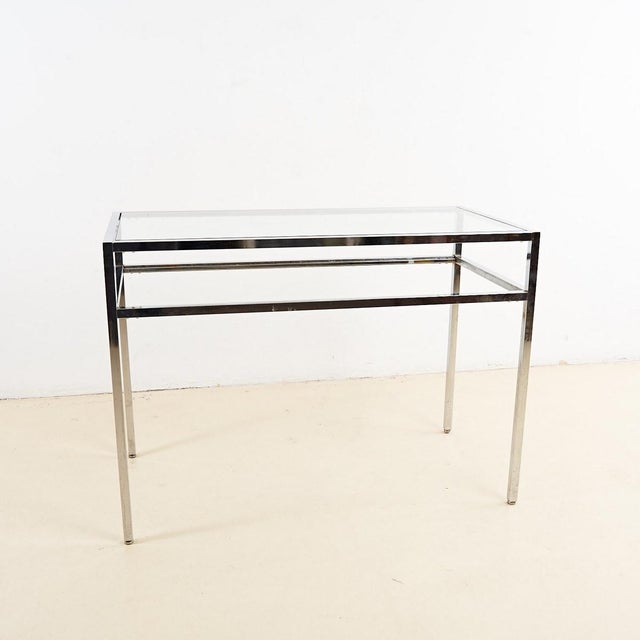 Table in Chromed Metal with Glass Top For Sale - Image 6 of 6