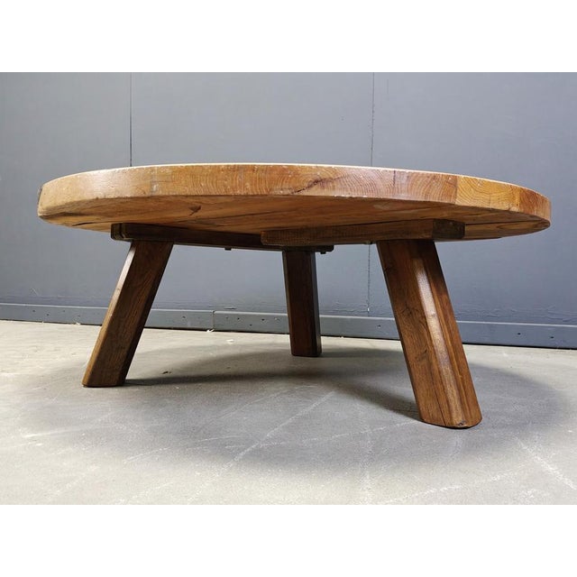 Rustic Large Brutalist Round Tripod Wooden Coffee Table, 1960s For Sale - Image 3 of 15