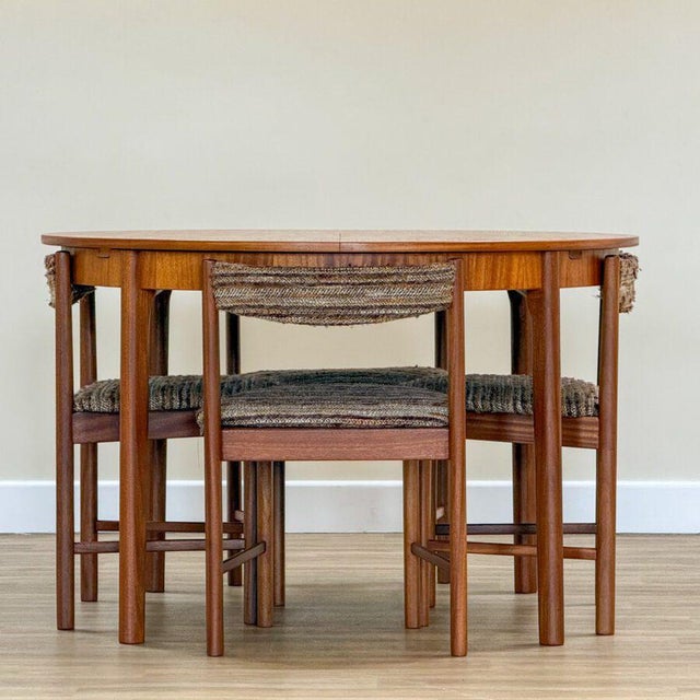 Small Round Extending Dining Table and Chairs by Tom Robertson for Mcintosh, 1970s, Set of 5 For Sale - Image 4 of 17