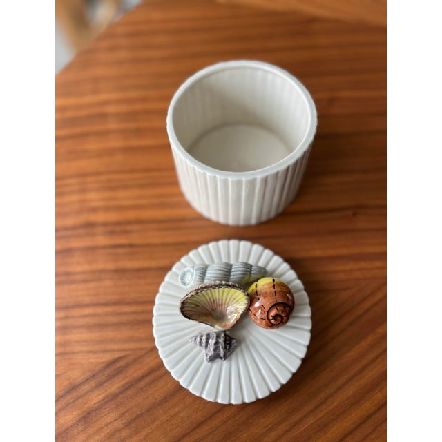 Ceramic 1970s Fitz and Floyd Hand-Painted Ceramic Seashell Canister For Sale - Image 7 of 8