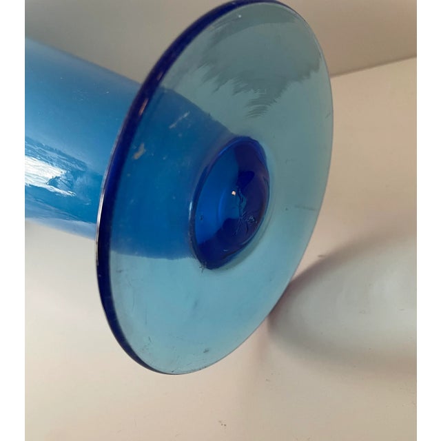 17" Mid Century Cased Empoli Vase For Sale In New York - Image 6 of 7