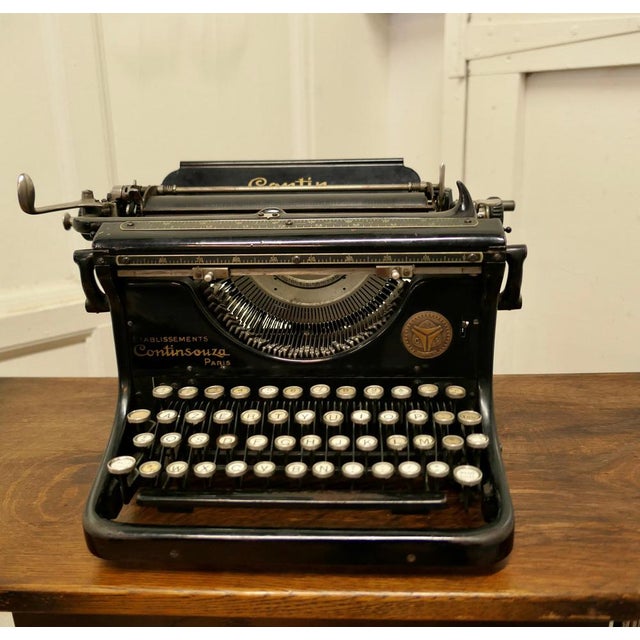 French antique Contin Typewriter from the 1940s This is a Contin Continsouza Paris, Modèle A n 24 - 1940s, the typewriter...