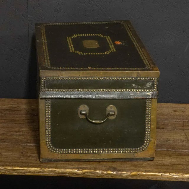 Early 19th Century Coaching Trunk For Sale - Image 4 of 11