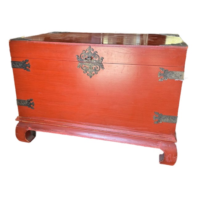 Red Lacquer Blanket Chinese Trunk For Sale