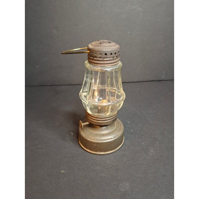 American Antique 1870s Brass Skater’s Lantern – Clear Glass Globe & Original Burner For Sale - Image 3 of 15
