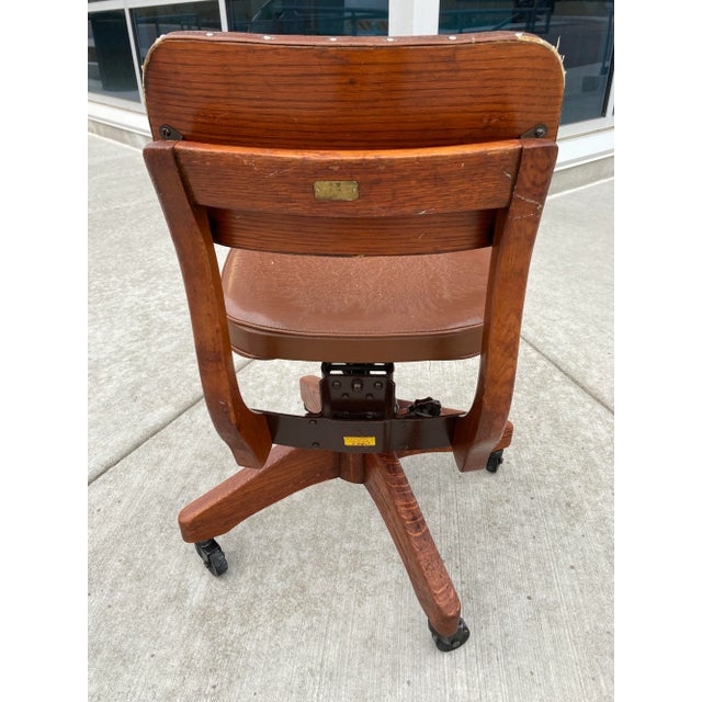 Early 20th Century Early 20th Century Gunlocke Style Swivel-Tilt Desk Chair From B. L. Marble Chair Co. For Sale - Image 5 of 13