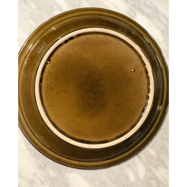 Mid-20th Century Modern Mixed Stoneware Wall Plate Curation- Set of 5 For Sale - Image 13 of 14