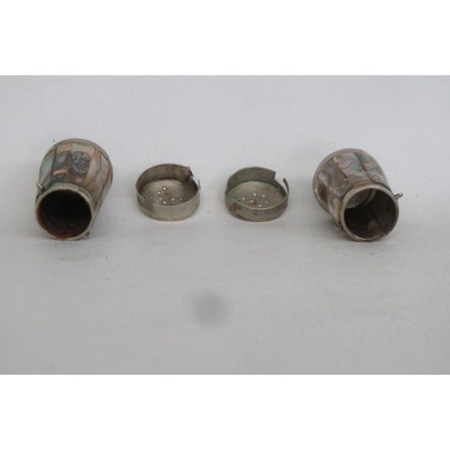 Mexican Salt and Pepper Shaker Pair 2pc Alpaca Silver Abalone Shell 5191b For Sale In Miami - Image 6 of 14