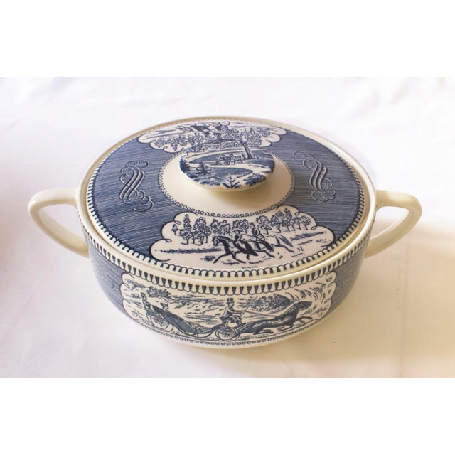 This vintage transferware casserole or tureen is in amazing condition and oozes vintage charm. It's the perfect little...