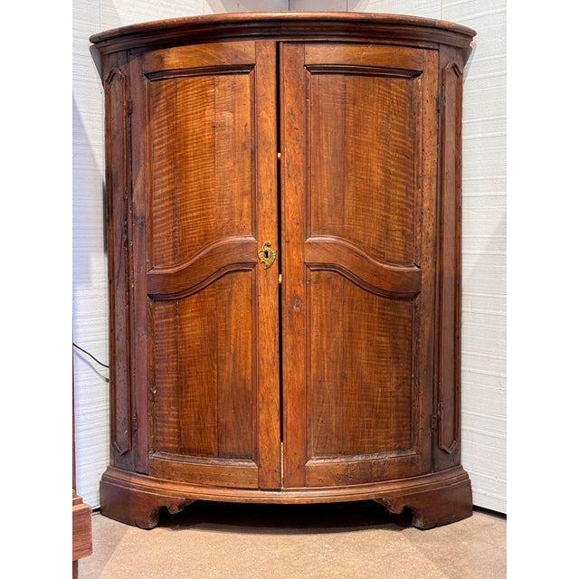 18th Century French Walnut Bowfront Corner Cabinet For Sale - Image 4 of 8