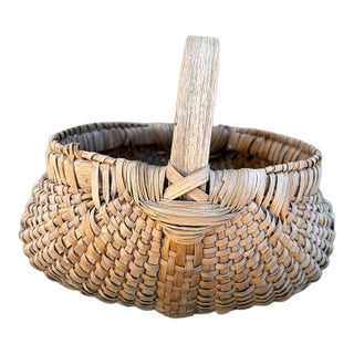 Late 19th Century American Oak Splint Basket With Bentwood Handle For Sale
