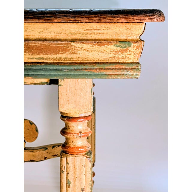 Spectacular Late Victorian Quarter-Sawn Oak Extension Dining Table (3 Original Leaves) For Sale - Image 4 of 10