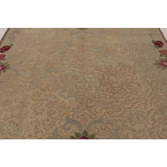 Antique 20th Century Hooked Rug in Beige With Rose Floral Borders - Rug & Kilim For Sale In New York - Image 6 of 10