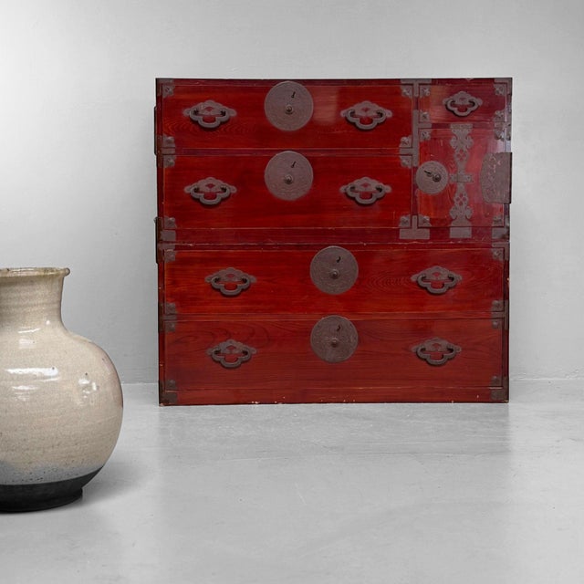 Black Japanese Kimono Tansu Chest of Drawers, 1890s For Sale - Image 8 of 18