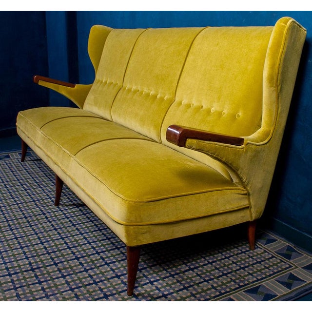 1950s Large Mid-Century Modern Italian Sofa attributed to Osvaldo Borsani by Osvaldo Borsani, 1950 For Sale - Image 5 of 14