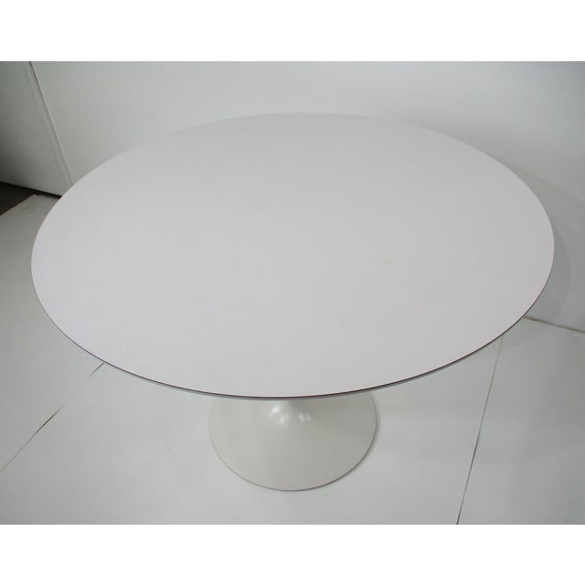Knoll Eero Saarinen 42" Tulip Dining Table for Knoll For Sale - Image 4 of 9