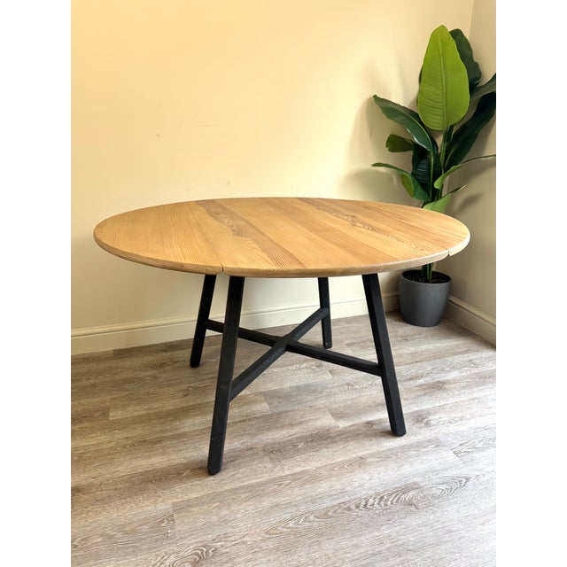 Round Drop Leaf Dining Table by Lucian Ercolani for Ercol, 1980s For Sale - Image 16 of 16