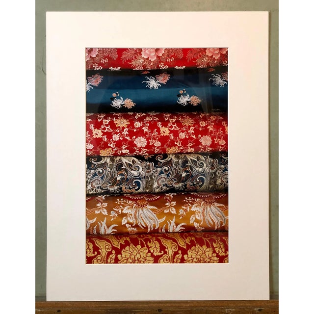 Red Mark Abrahamson, Vintage Photograph Cibachrome Barkhor Bazaar Colorful Silk Vibrant Photo Print, 1986 For Sale - Image 8 of 9