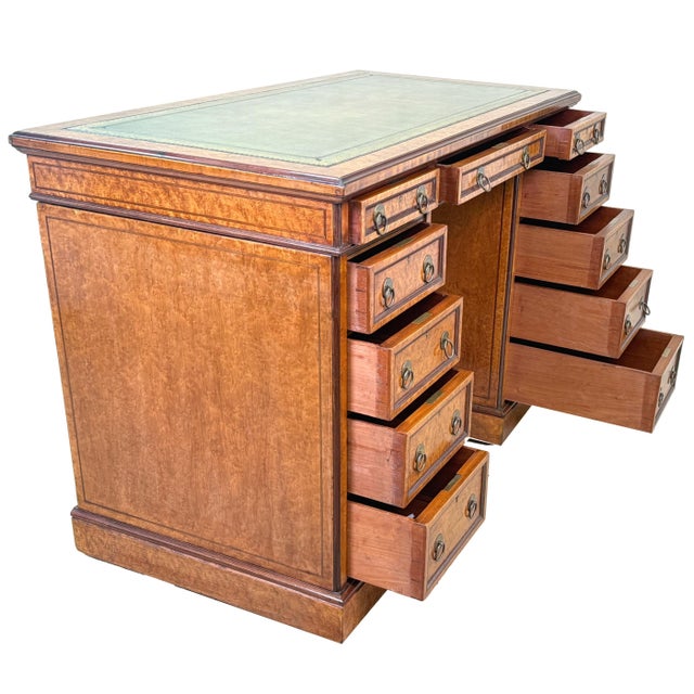 Small English Birdseye Maple Pedestal Desk, 1840 For Sale - Image 4 of 14