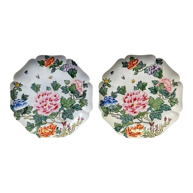 Beautiful Old Famille Rose Chinese Macau Export Porcelain Plates With Peonies & Butterflies, Octagonal Scalloped Form, a Pair For Sale