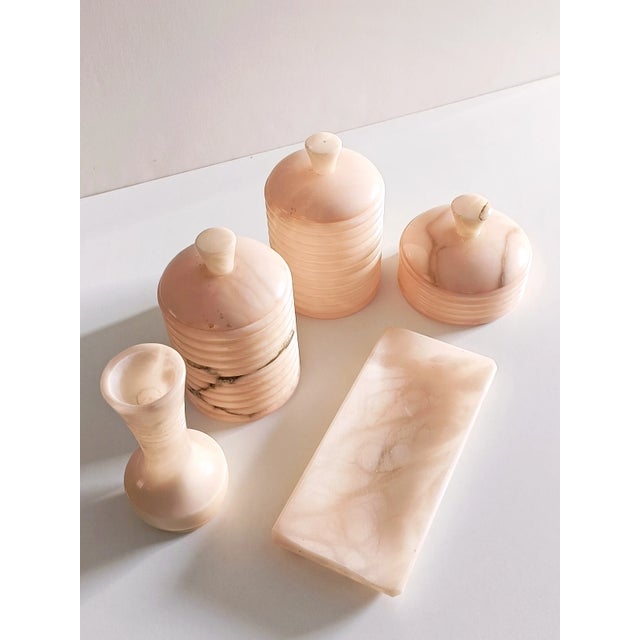 1960s Mid-Century Pink Alabaster Bathroom Set, 1960s, Set of 5 For Sale - Image 5 of 12