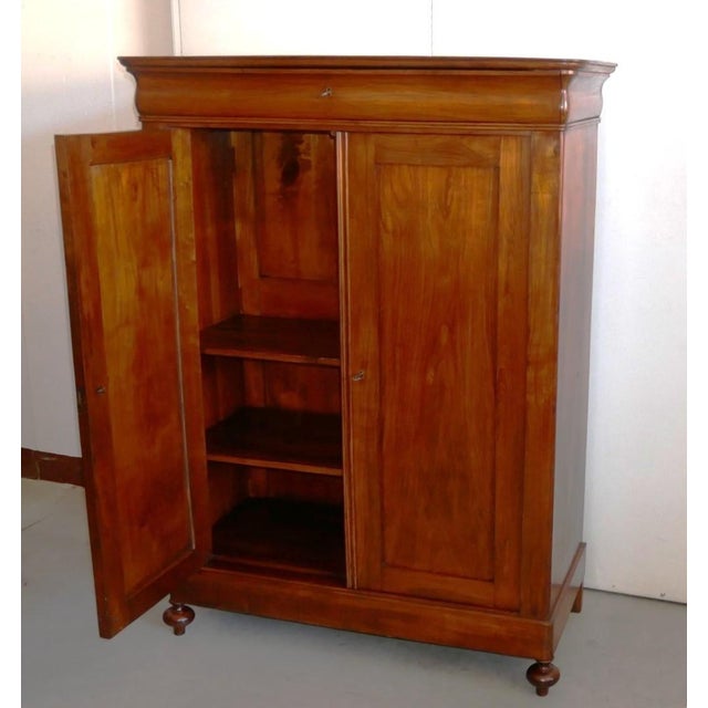 Antique Cherry Sideboard, 1800s For Sale - Image 15 of 17