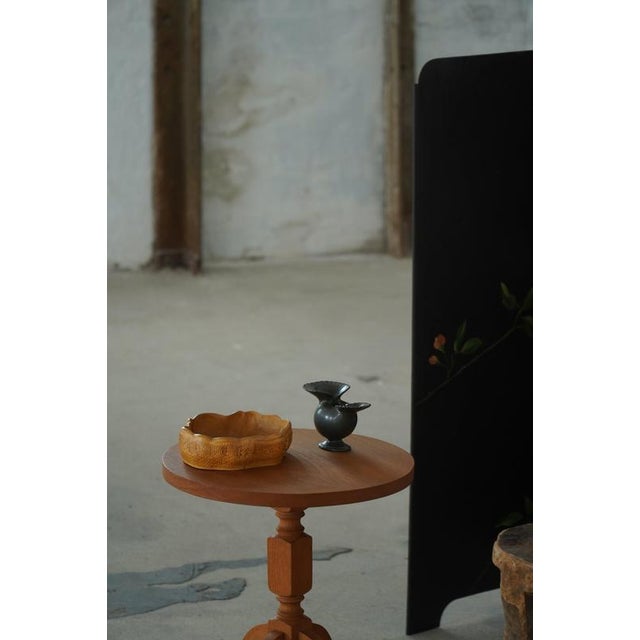 Scandinavian Oak Pedestal Side Tables with Curved Legs, 1960s, Set of 2 For Sale - Image 15 of 17