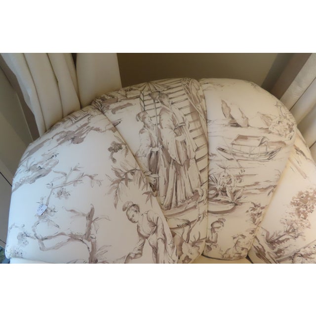 Classy Custom Upholstered White & Grey Chaise Lounge With Geisha Pattern Fabric For Sale In Portland, OR - Image 6 of 10
