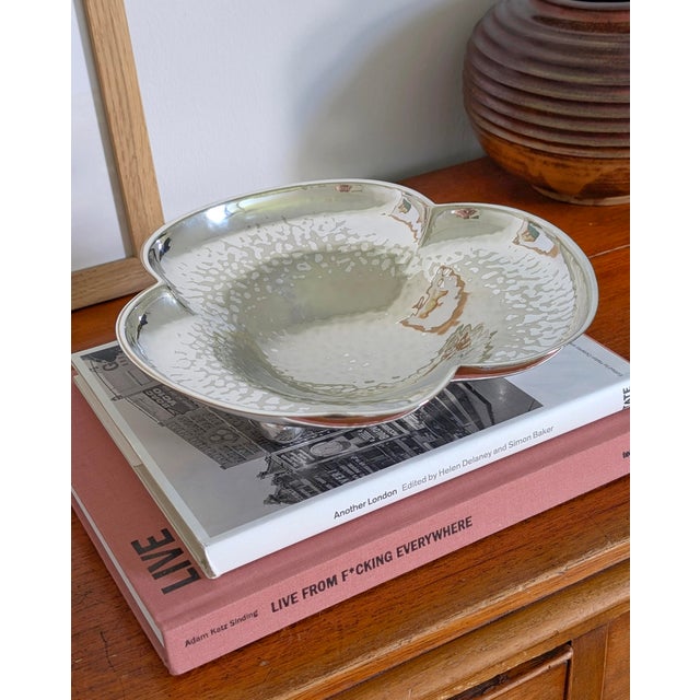 Silver Plated Clover Ball Footed Dish from Elkington & Co, 1950s For Sale - Image 12 of 18
