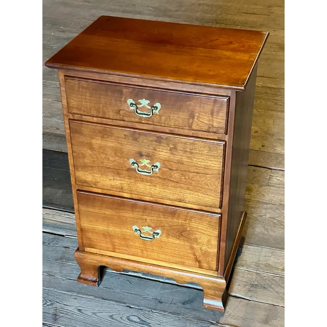 1990s Stickley Solid Cherry Three-Drawer Nightstand or Bedside Chest With Brass Hardware For Sale - Image 5 of 10