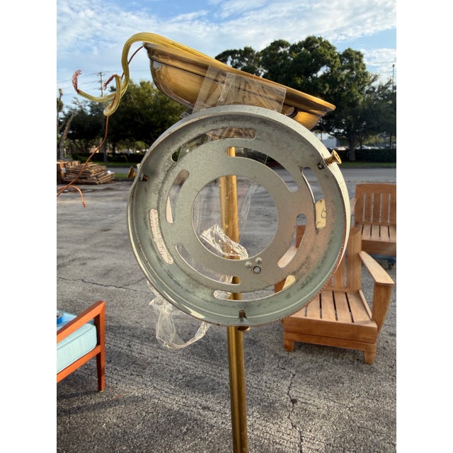 Thomas O’Brien for Visual Comfort Open-Frame Antique Brass 8-Light Chandelier For Sale - Image 10 of 11