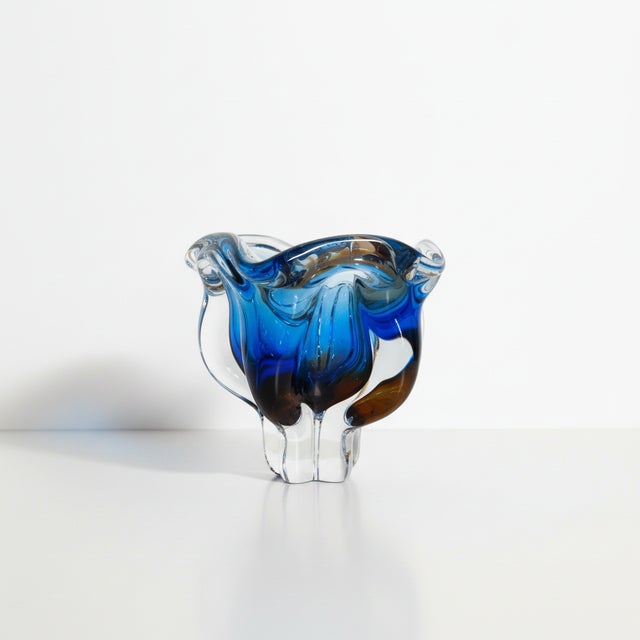Vintage Art Glass Pentagon Bowl in Blue & Yellow by Josef Hospodka for Chřibská Glassworks, 1960s For Sale - Image 6 of 6