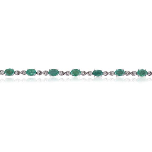 Green Handcrafted Emerald & Diamond Infinity Link Bracelet in 925 Sterling Silver For Sale - Image 8 of 14