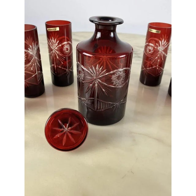 Bottle & Colored Lead Crystal Glasses, Italy, 1980, Set of 7 For Sale - Image 6 of 8