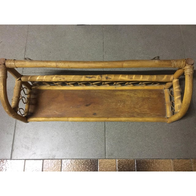 Vintage Rattan Hanging Shelf, 1970s, in Good conditions. Designed 1970 to 1979