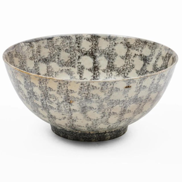Early 19th Century Antique Early 19th Century English Spongeware Spatterware Smoke Decorated Bowl For Sale - Image 5 of 6